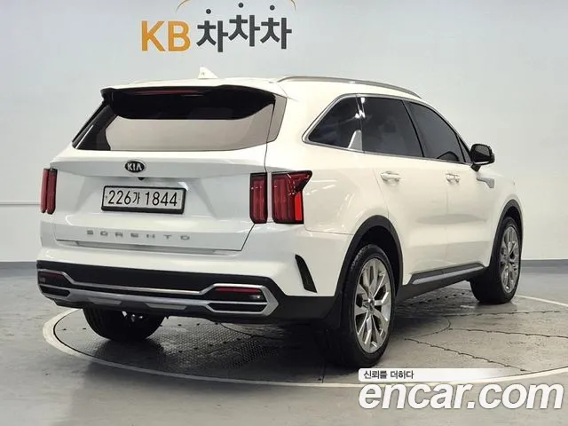 Kia Sorento — фото 2