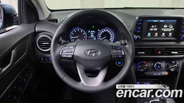 Hyundai Kona — фото 12