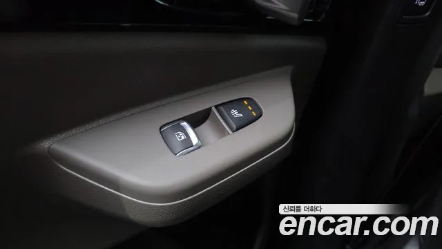 Kia Carnival — фото 19