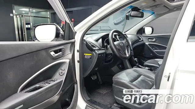 Hyundai Santa Fe — фото 10