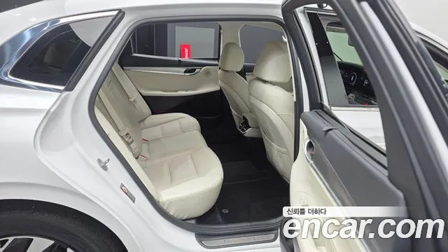 Hyundai Grandeur — фото 12
