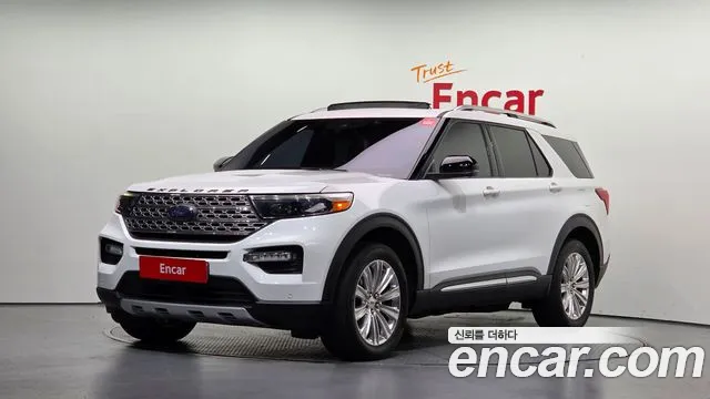 Ford Explorer — фото 1