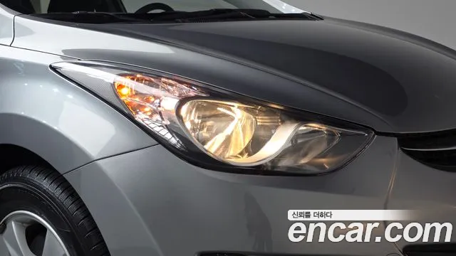 Hyundai Avante — фото 22