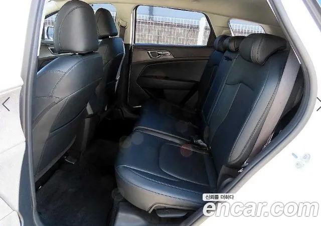 Kia Sportage — фото 6