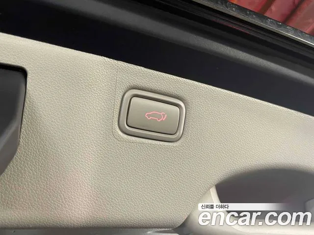Kia Carnival — фото 17
