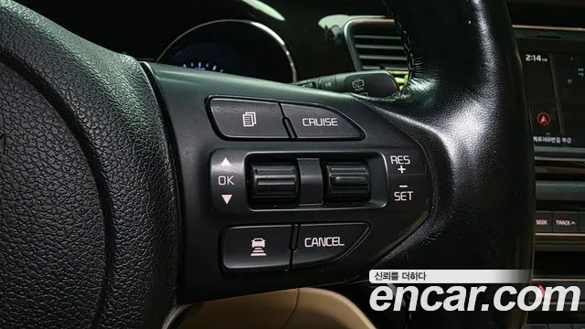 Kia Carnival — фото 17