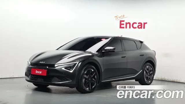 Kia EV6 — фото 1