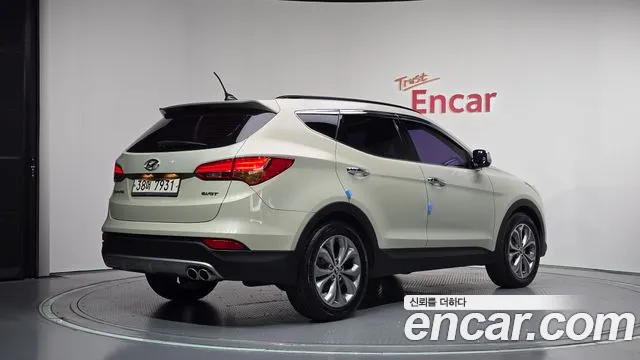 Hyundai Santa Fe — фото 2