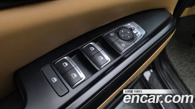Kia Carnival — фото 13