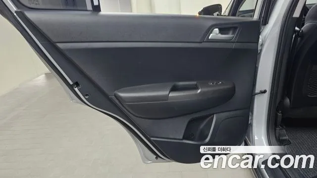 Kia Sportage — фото 25