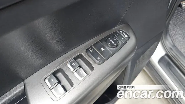 Kia Sportage — фото 27