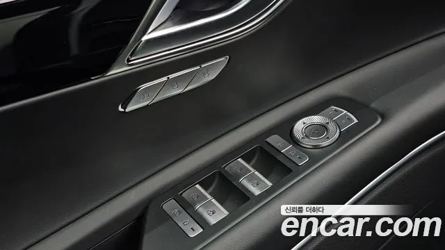 Genesis GV80 — фото 16
