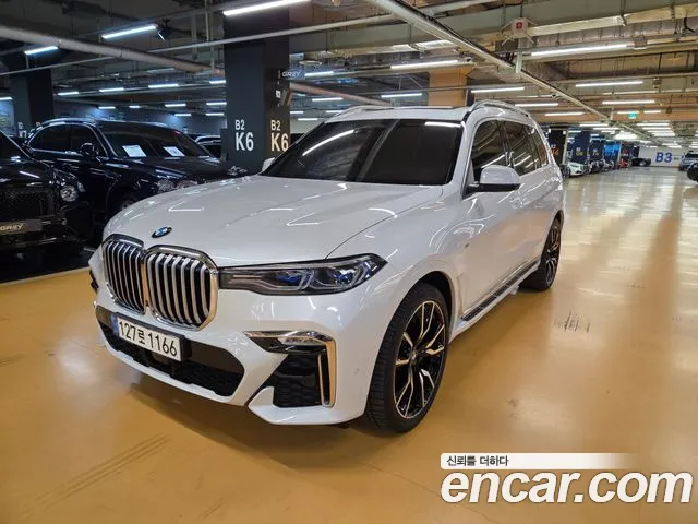 BMW X7 — фото 1
