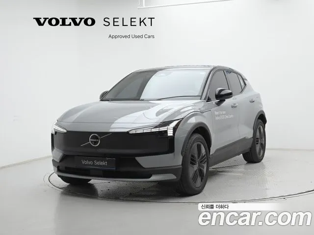 Volvo EX30 — фото 1