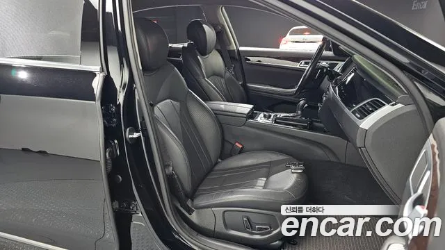 Hyundai Genesis — фото 12