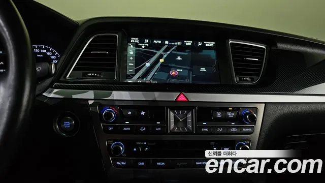 Hyundai Genesis — фото 16