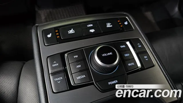 Hyundai Genesis — фото 20