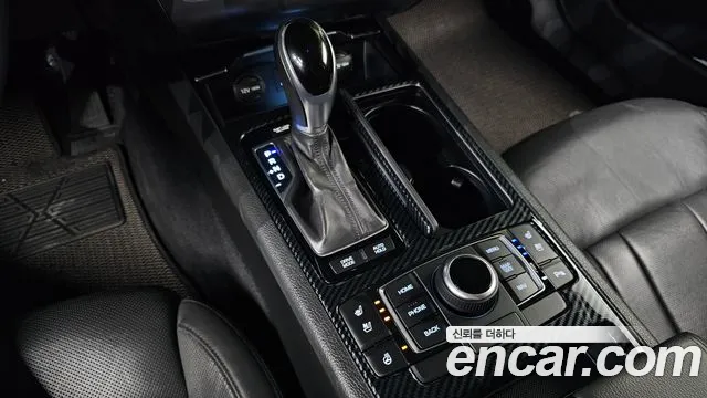 Hyundai Genesis — фото 9