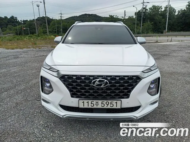 Hyundai Santa Fe — фото 1