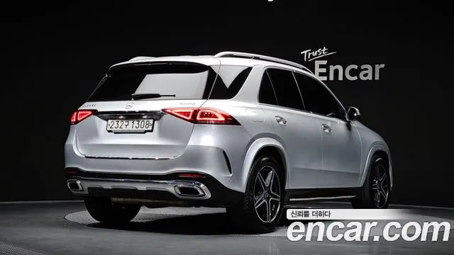 Mercedes-Benz GLE-Class — фото 2