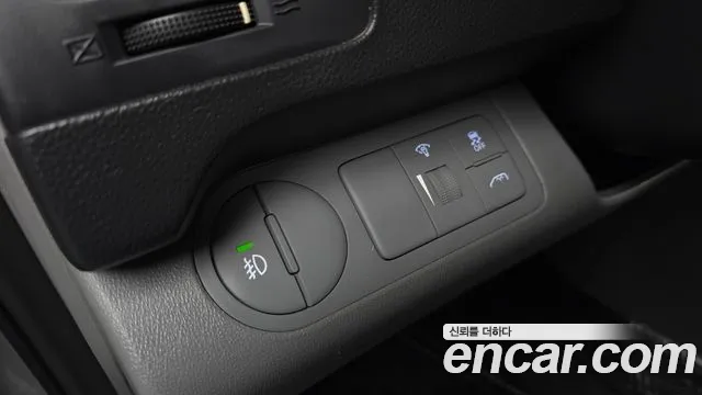 Hyundai Starex — фото 14