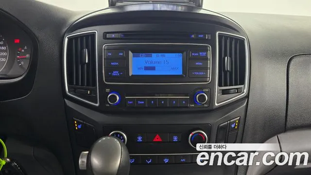 Hyundai Starex — фото 16