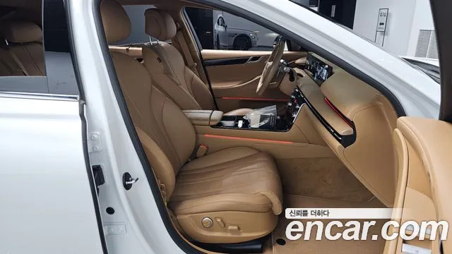 Genesis G80 — фото 26