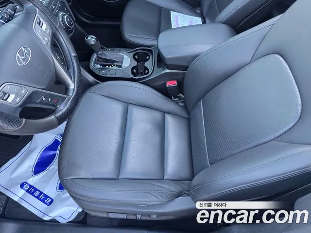 Hyundai Santa Fe — фото 17