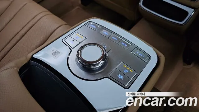 Genesis G80 — фото 19