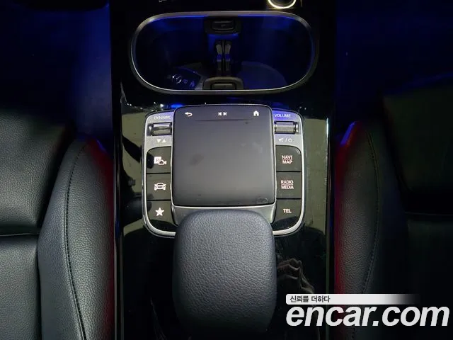Mercedes-Benz A-Class — фото 14