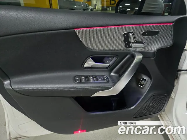 Mercedes-Benz A-Class — фото 15