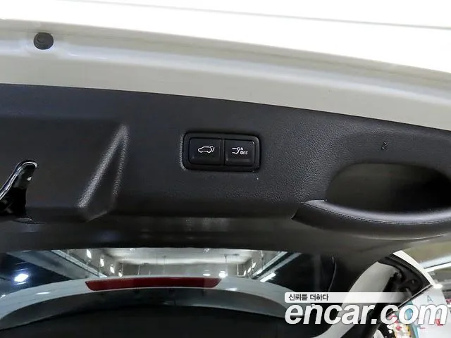 Kia Carnival — фото 15