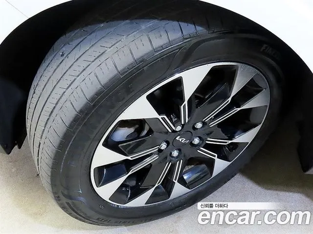 Kia Carnival — фото 20