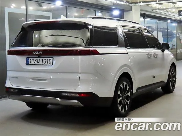 Kia Carnival — фото 5