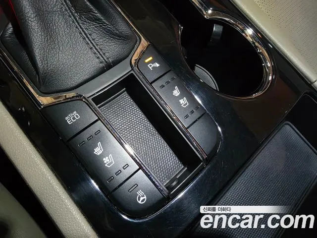 Kia Carnival — фото 13