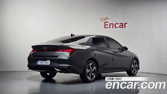 Hyundai Avante — фото 2