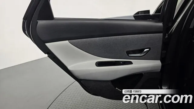 Hyundai Avante — фото 25