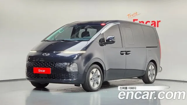 Hyundai Staria — фото 1