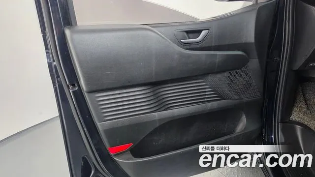 Hyundai Staria — фото 24