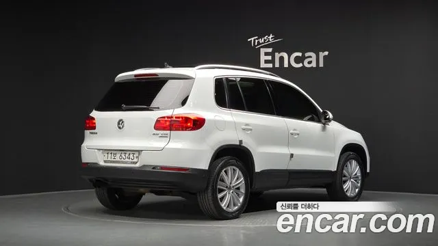 Volkswagen Tiguan — фото 2