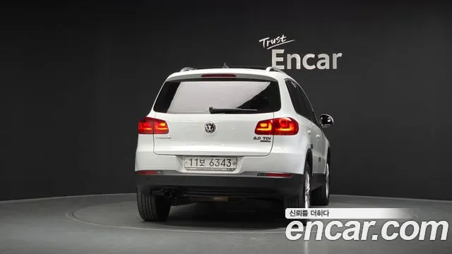 Volkswagen Tiguan — фото 4