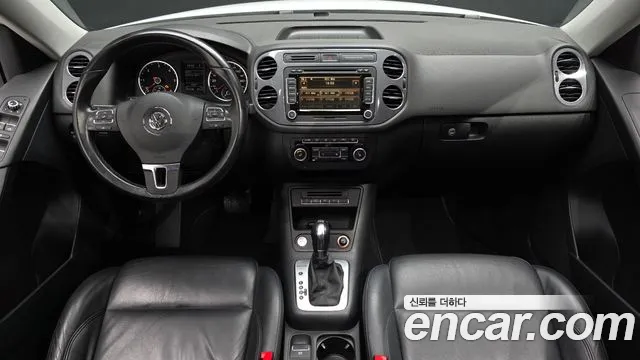 Volkswagen Tiguan — фото 7