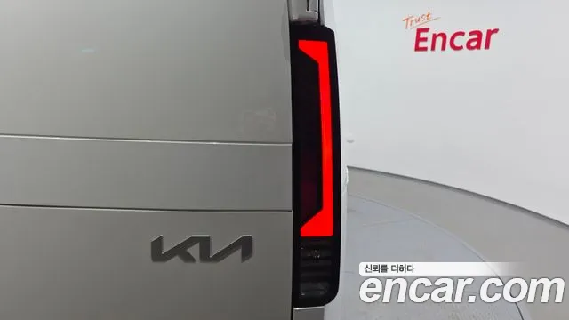Kia PV5 — фото 23
