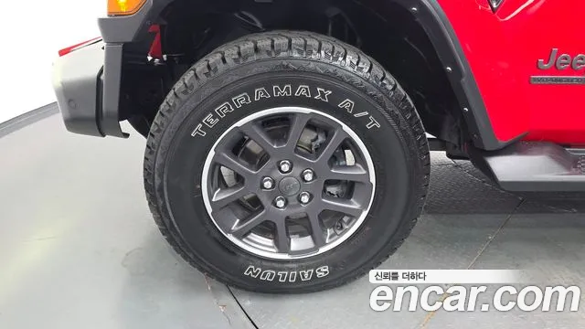 Jeep Wrangler — фото 5