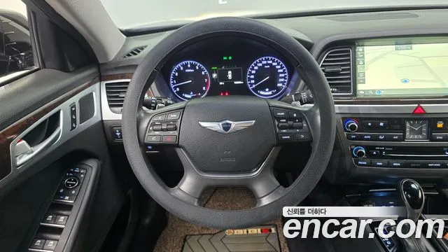 Hyundai Genesis — фото 13