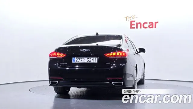 Hyundai Genesis — фото 4