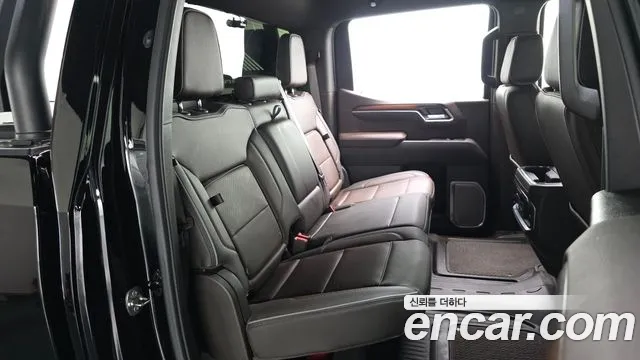 GMC Sierra — фото 12