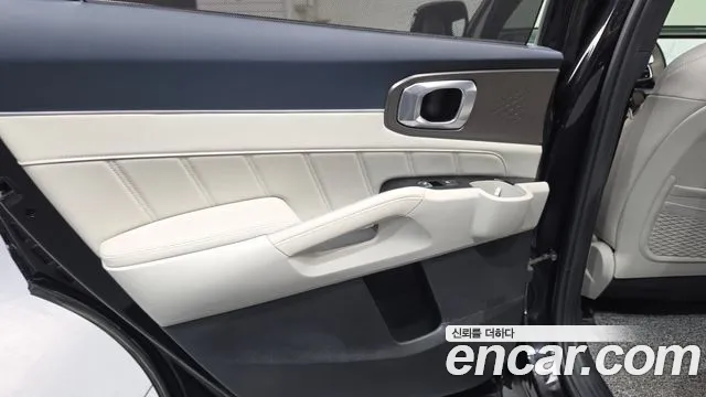 Kia Sorento — фото 25