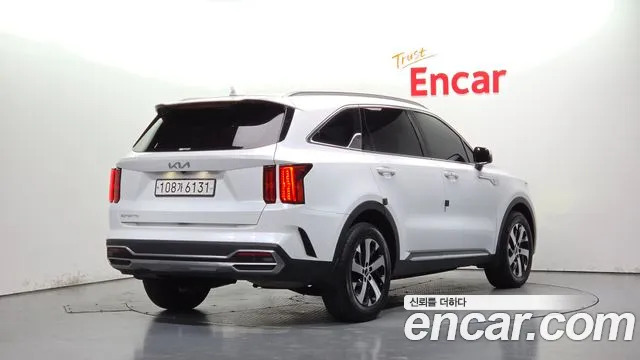 Kia Sorento — фото 1