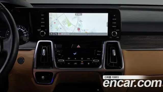 Kia Sorento — фото 13